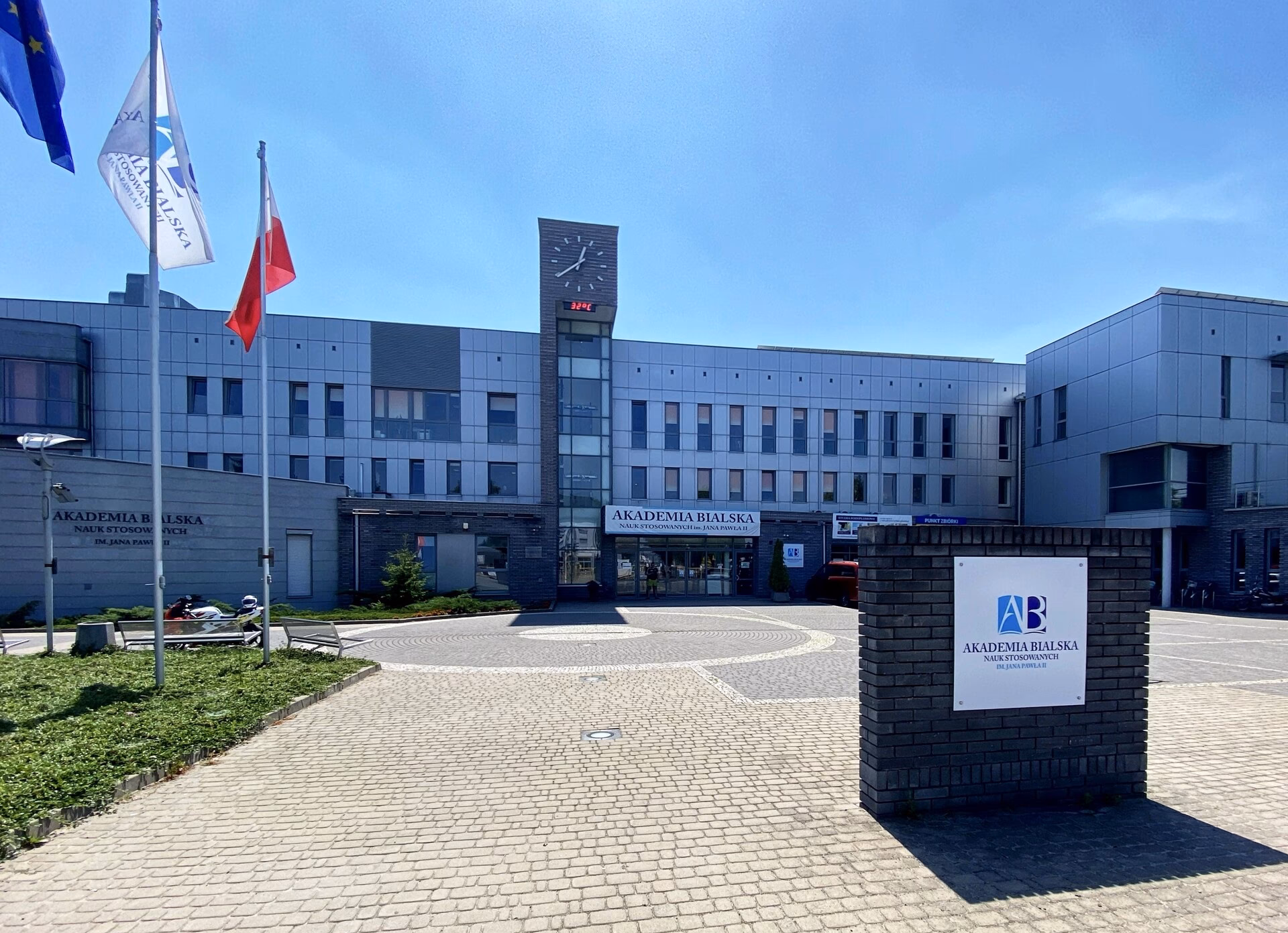 Ile jest liceum w Białej Podlaskiej?