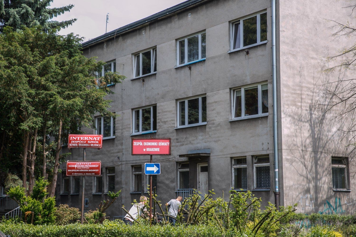 Czym się różni Bursa od internatu?