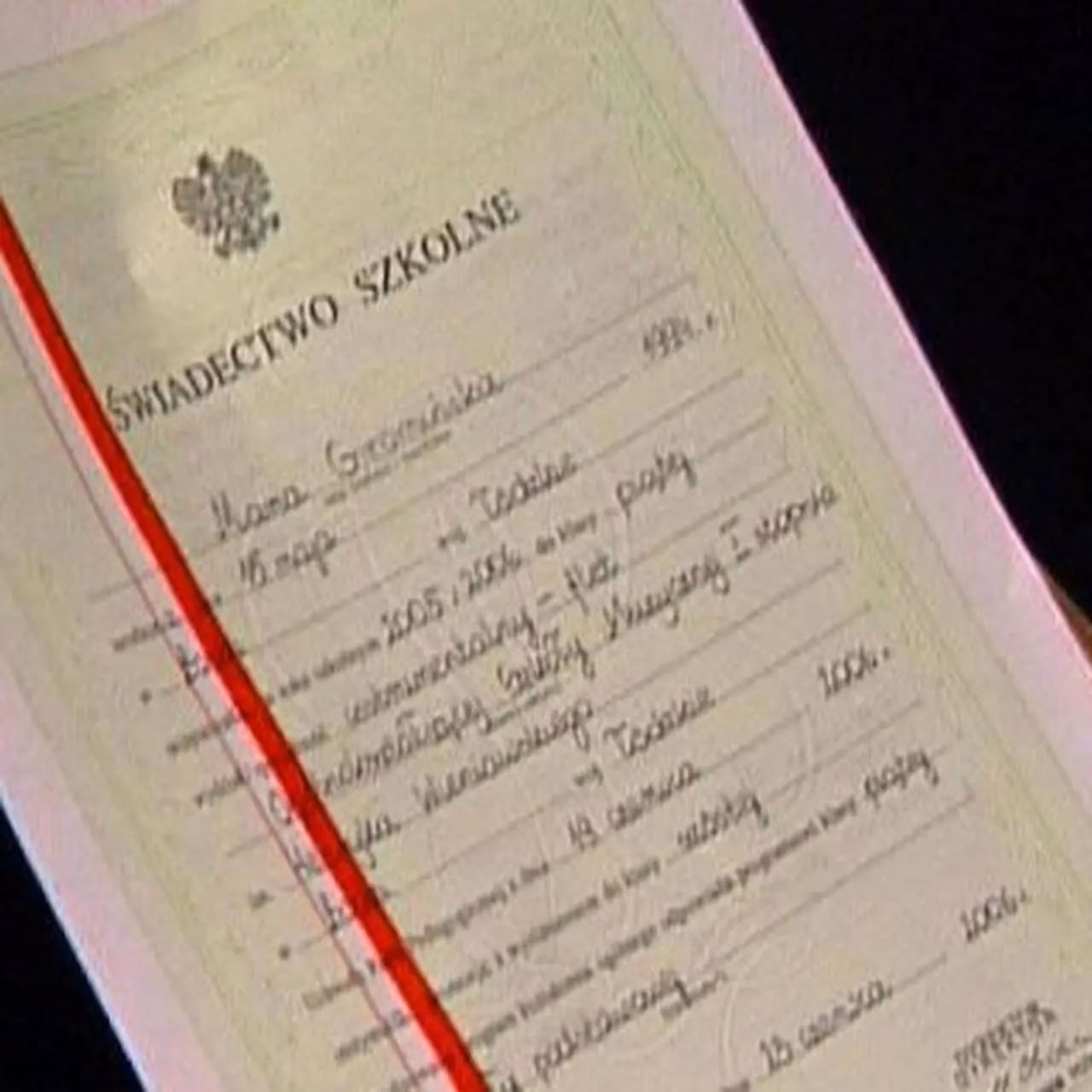 Co się dzieje z kontem bankowym po ukończeniu 18 lat PKO?