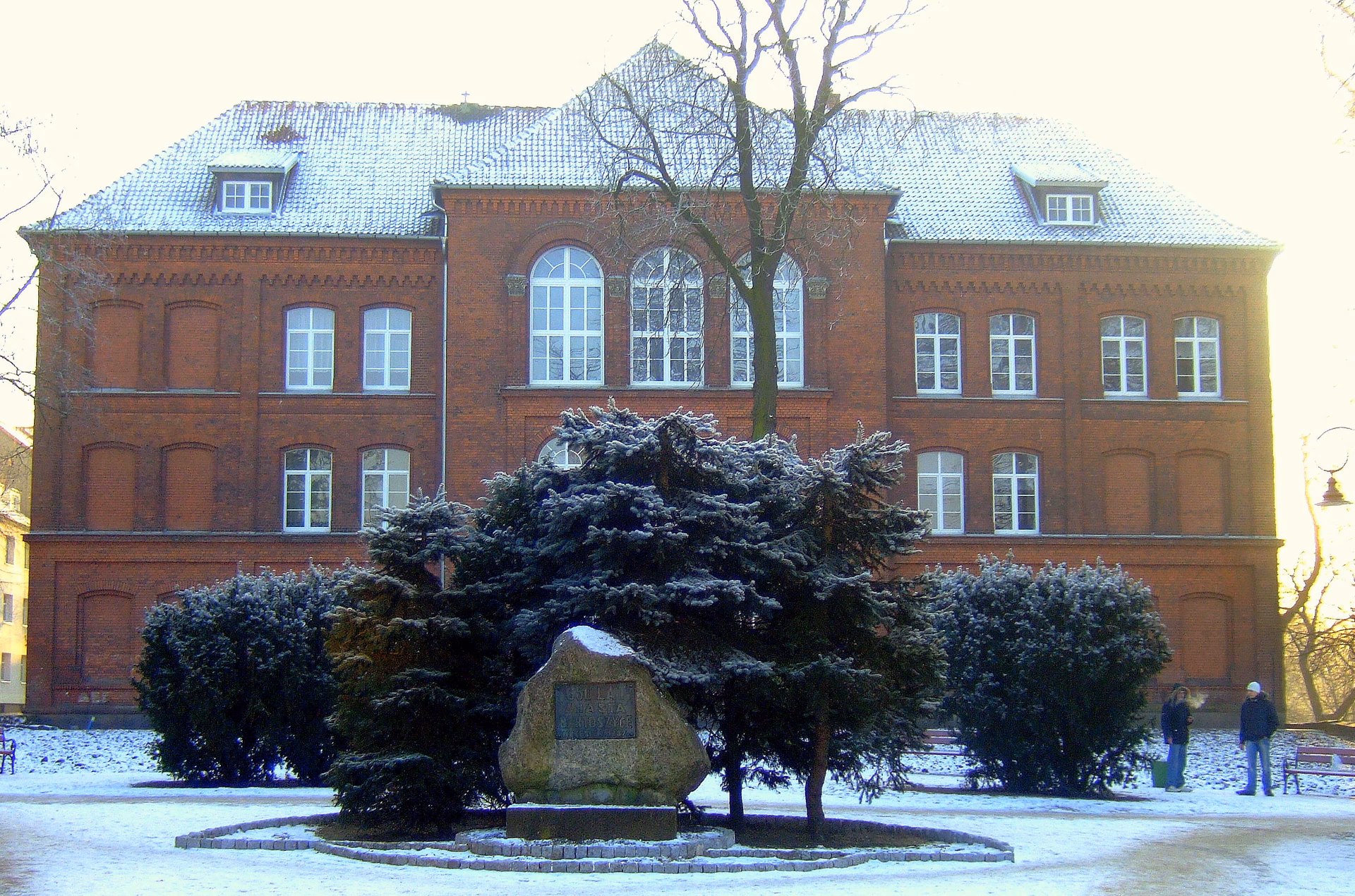 Ile punktów do liceum Bartoszewskiego?