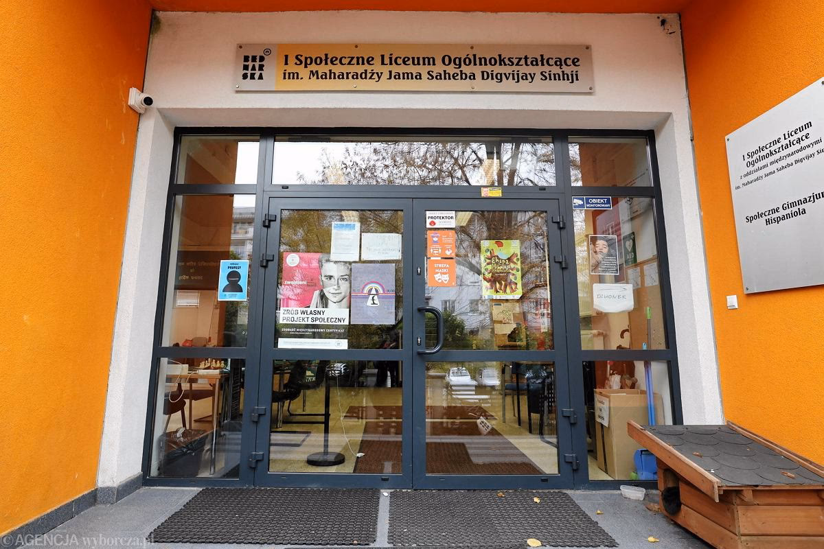 Kto założył Bednarska?