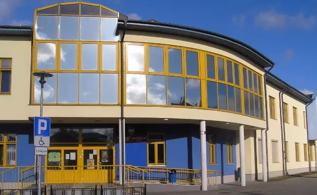 Czy szkoła ma obowiązek prowadzenia BIP?