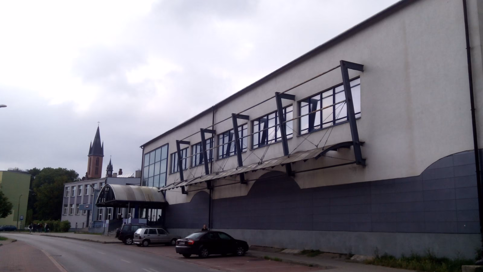 Czy szkoła ma obowiązek prowadzenia BIP?