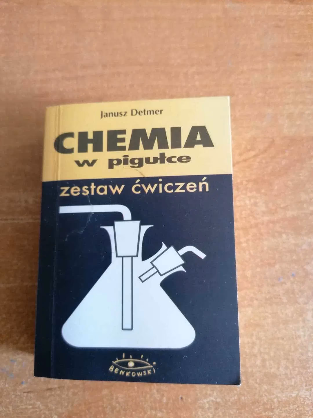 Jakie są podstawy chemii?