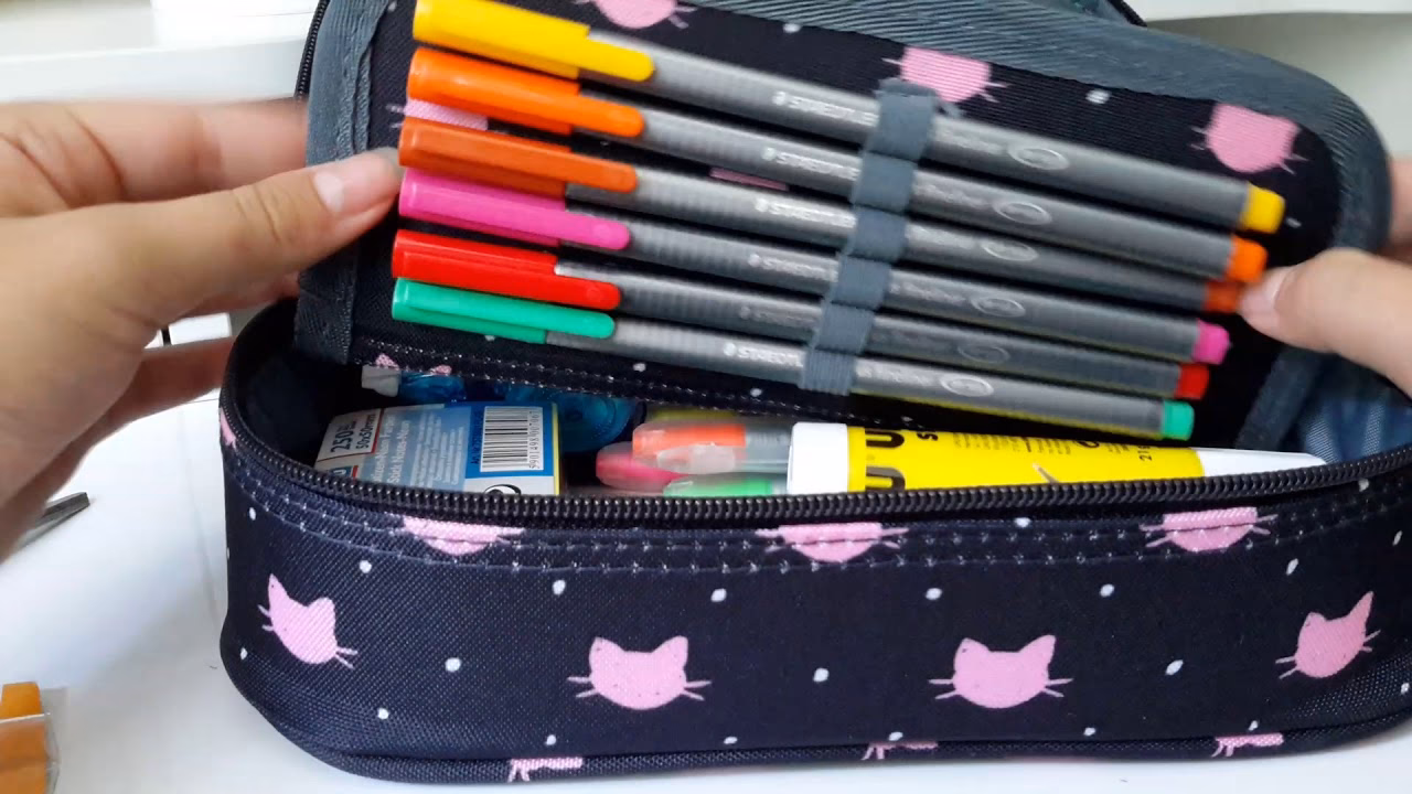 Co spakować do piórnika do szkoły?