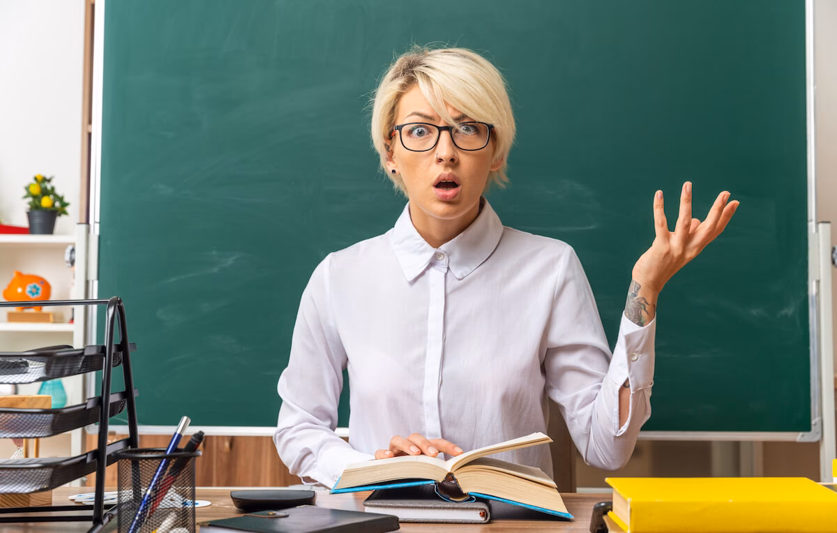 Czy nauczyciel może używać wulgaryzmów?