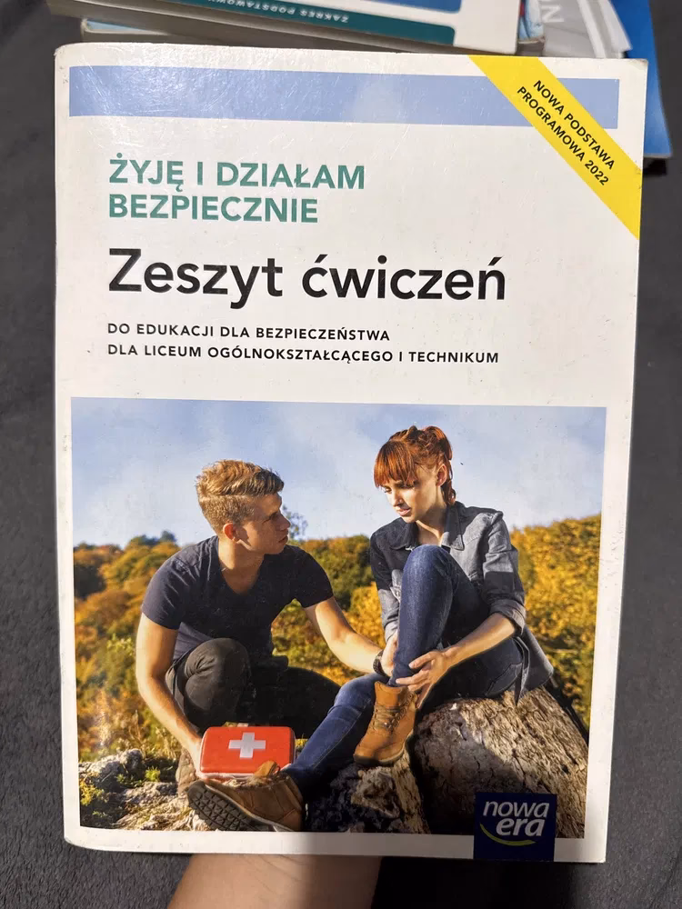 Ile godzin EDB w liceum?