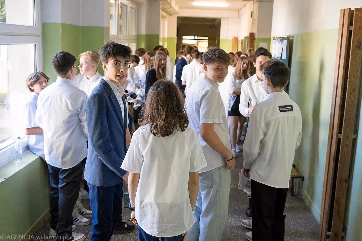 Ile kosztuje egzamin eksternistyczny na liceum?