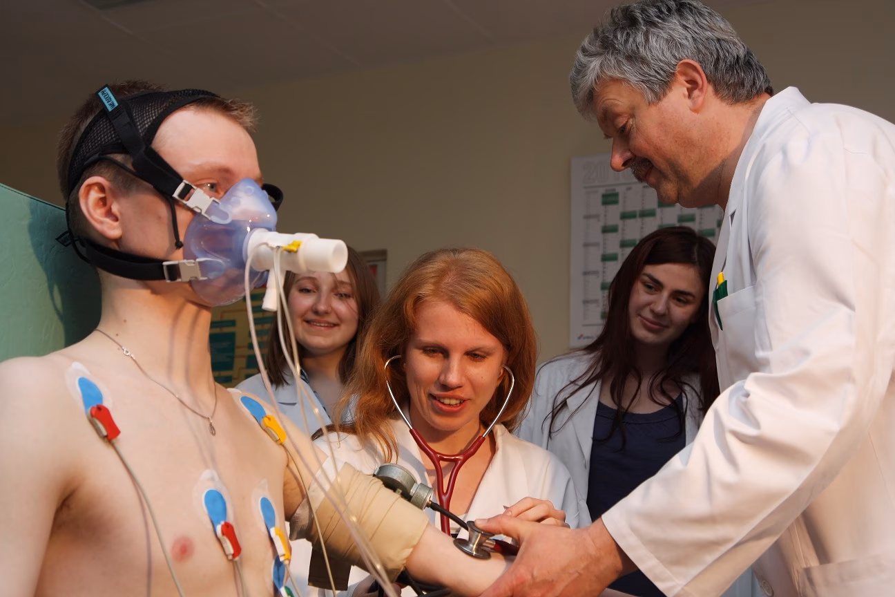 Co można robić po kierunku fizyka medyczna?