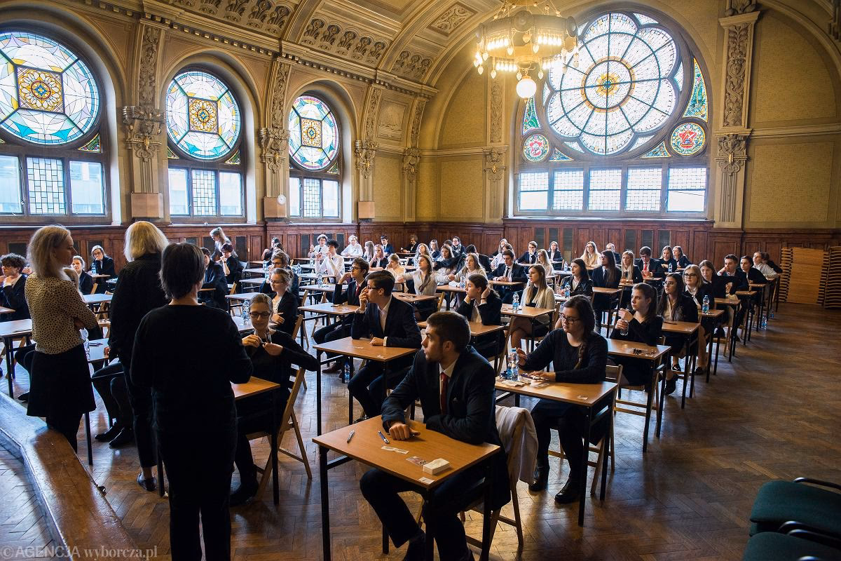 Ile trzeba mieć punktów, żeby dostać się do Mickiewicza?