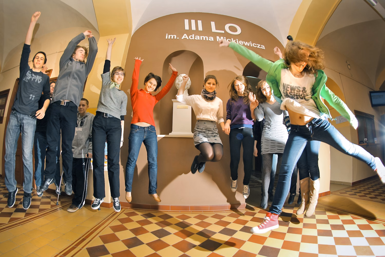 Ile punktów do III LO Tarnów?