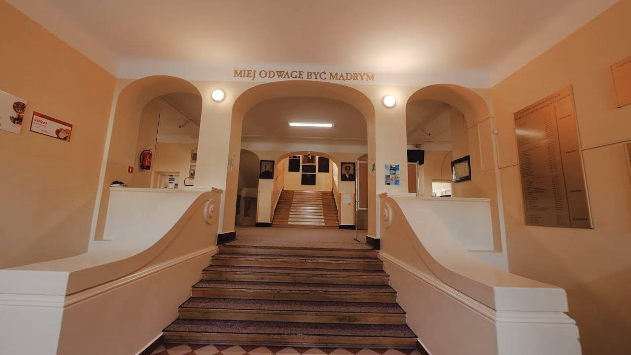 Ile kosztuje internat w szkole?