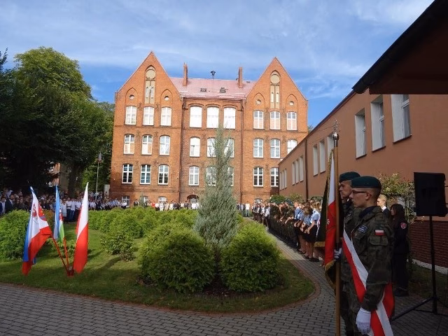 Ile osób mieszka w Kaliszu Pomorskim?