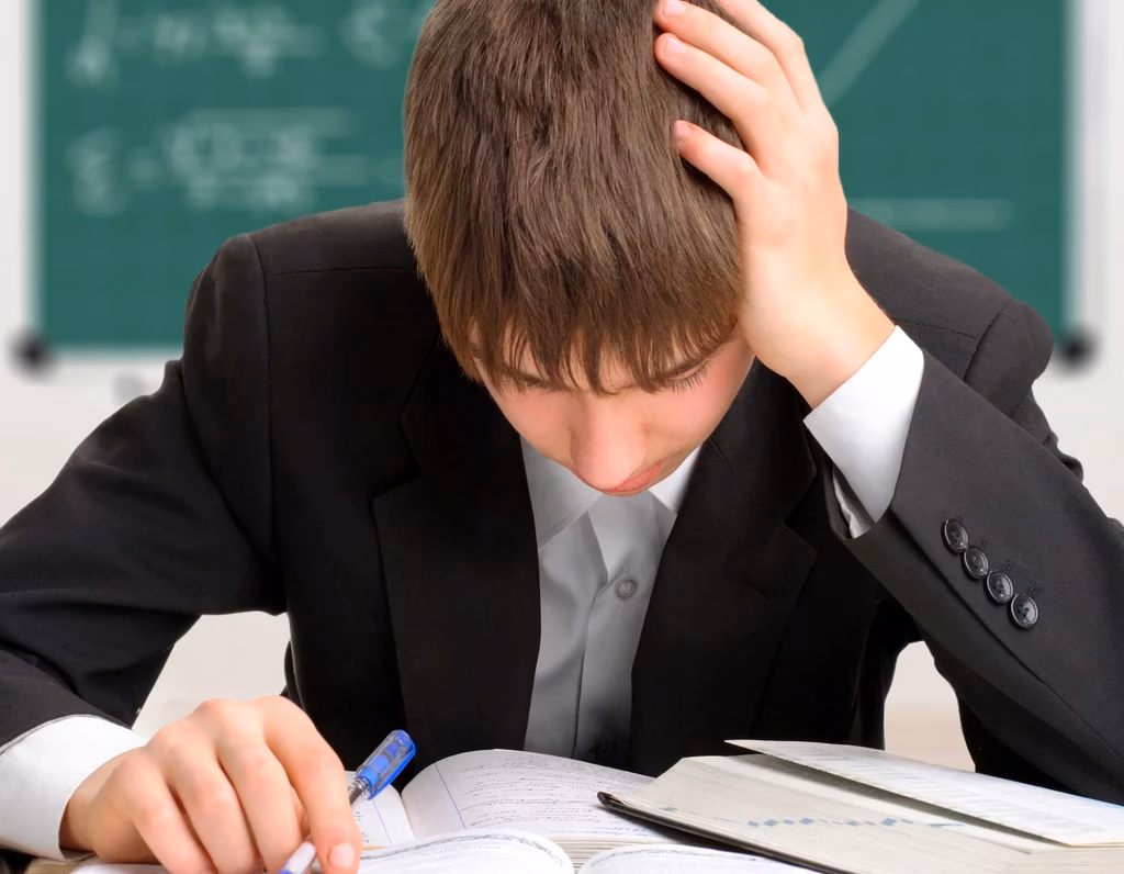 Kiedy w sierpniu liceum ma poprawki z przedmiotów?