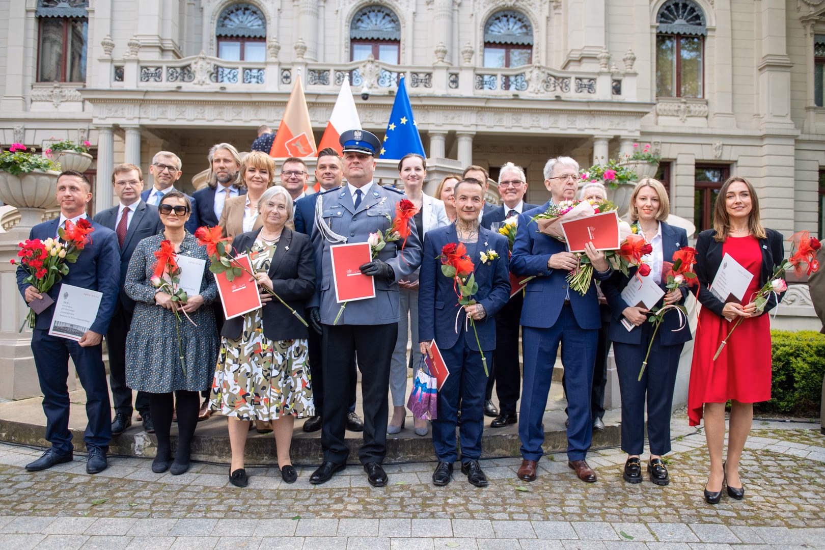 Do jakiego liceum trzeba iść, żeby zostać pielęgniarką?