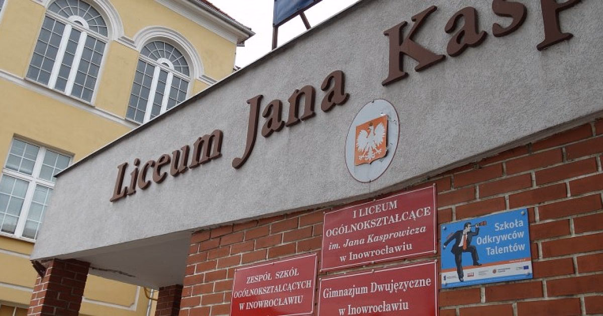 Co to jest klasa dwujęzyczna w liceum?