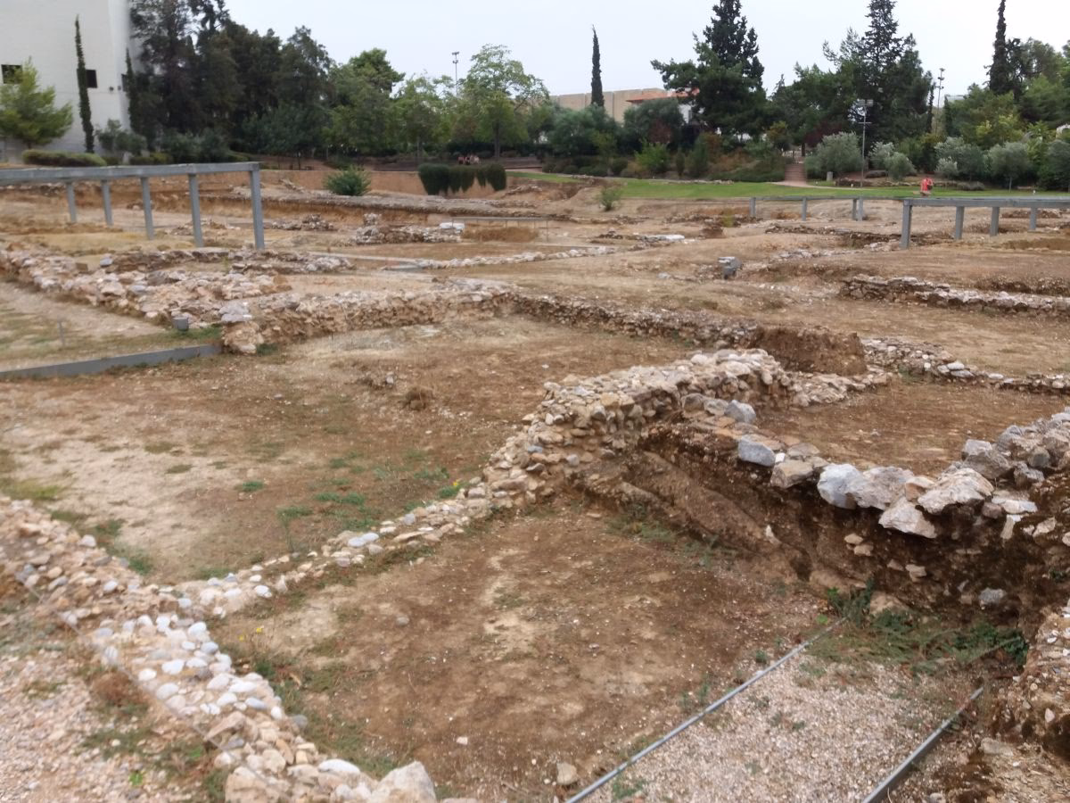 Jaka była szkoła Arystotelesa w Atenach?