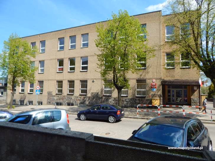 Ile trzeba mieć punktów do liceum żeromskiego?