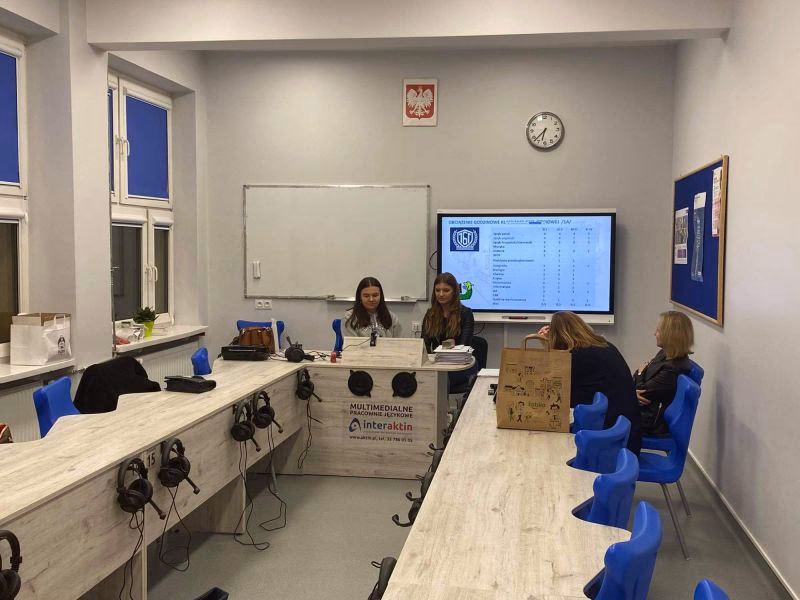 Jak brzmi clxii w języku hindusko-arabskim?