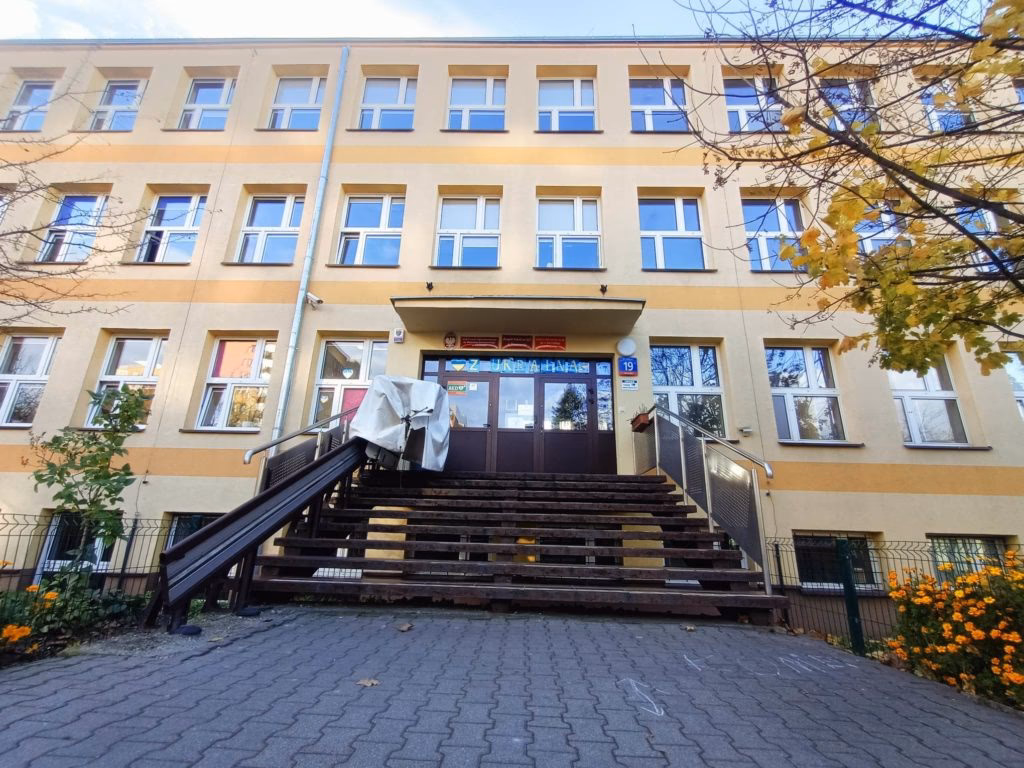 Ile trwało liceum w latach 90.?