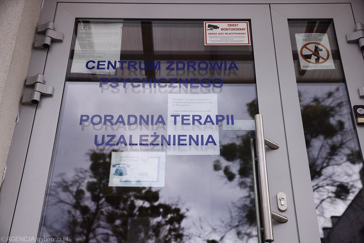 Gdzie szukać pomocy dla osób uzależnionych od narkotyków?