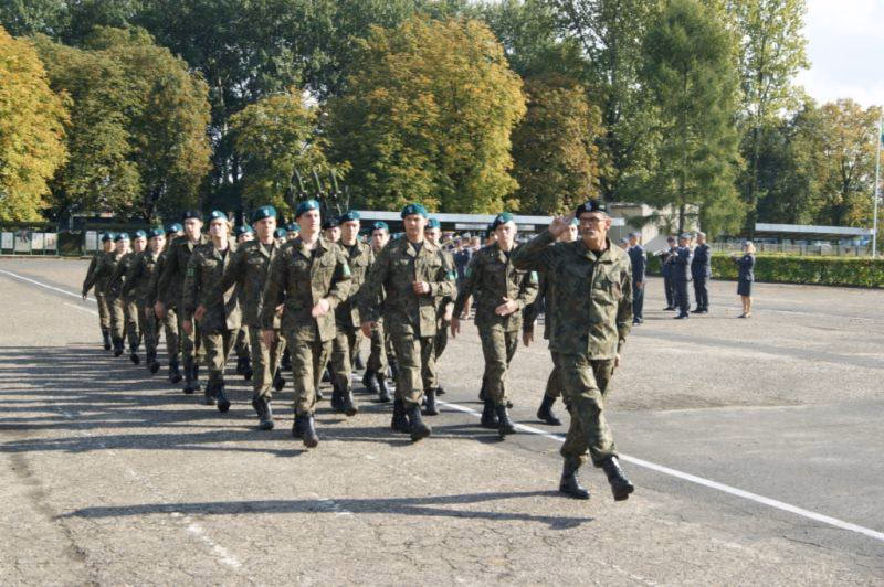 Co daje tytul technika elektryka?