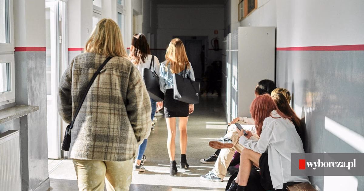 Jakie są progi punktowe do technikum nr 9 w Łodzi?