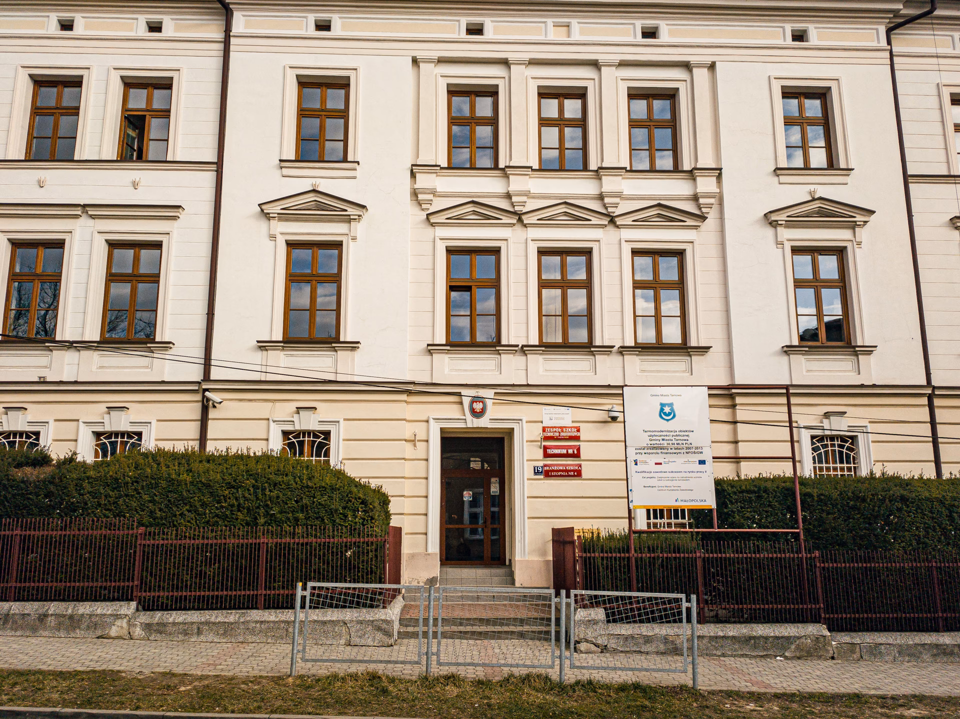 Ile kosztują studia fryzjerskie?