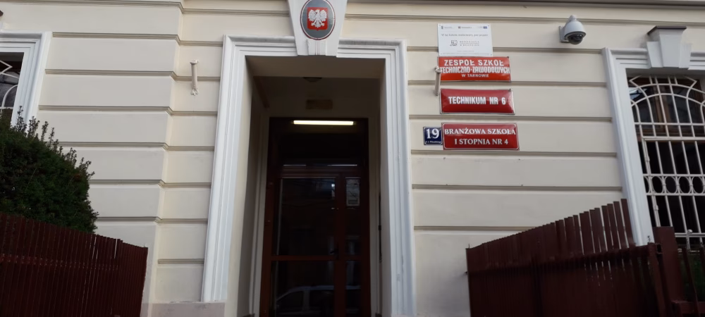 Ile kosztują studia fryzjerskie?