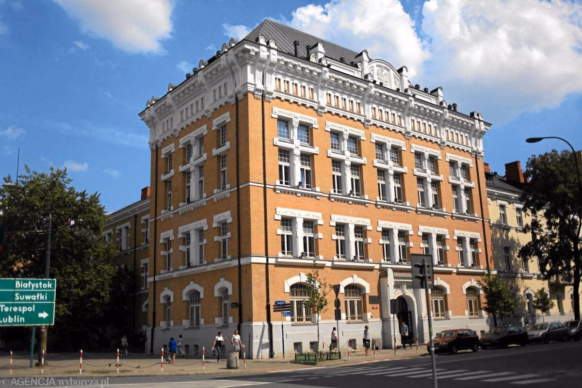 Czy liceum i gimnazjum to to samo?