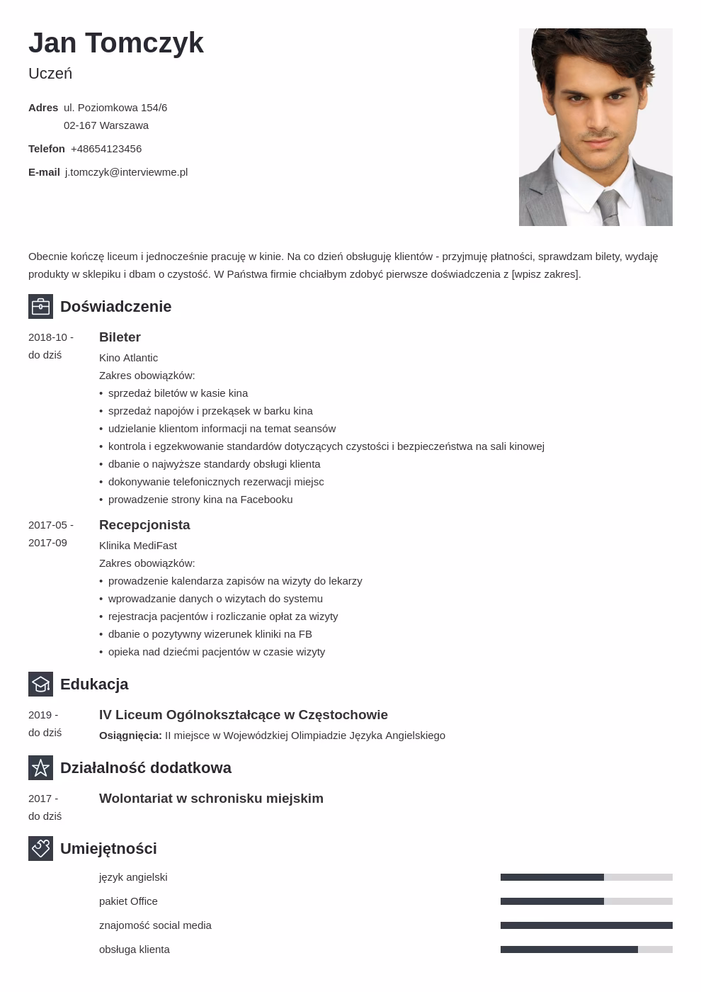 Co należy wpisać w CV przedstawiciela handlowego?