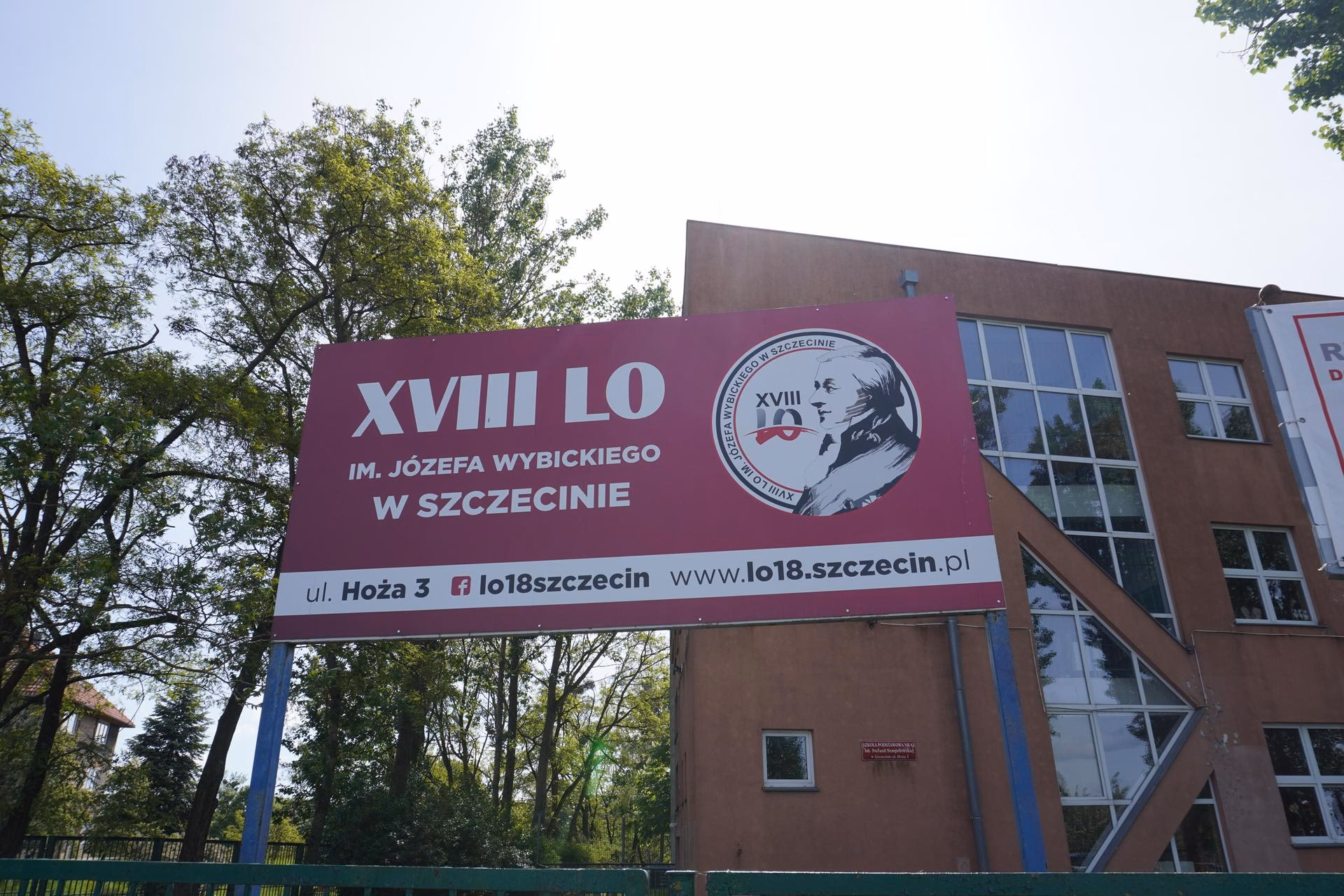 Ile punktów do 18 LO w Szczecinie?