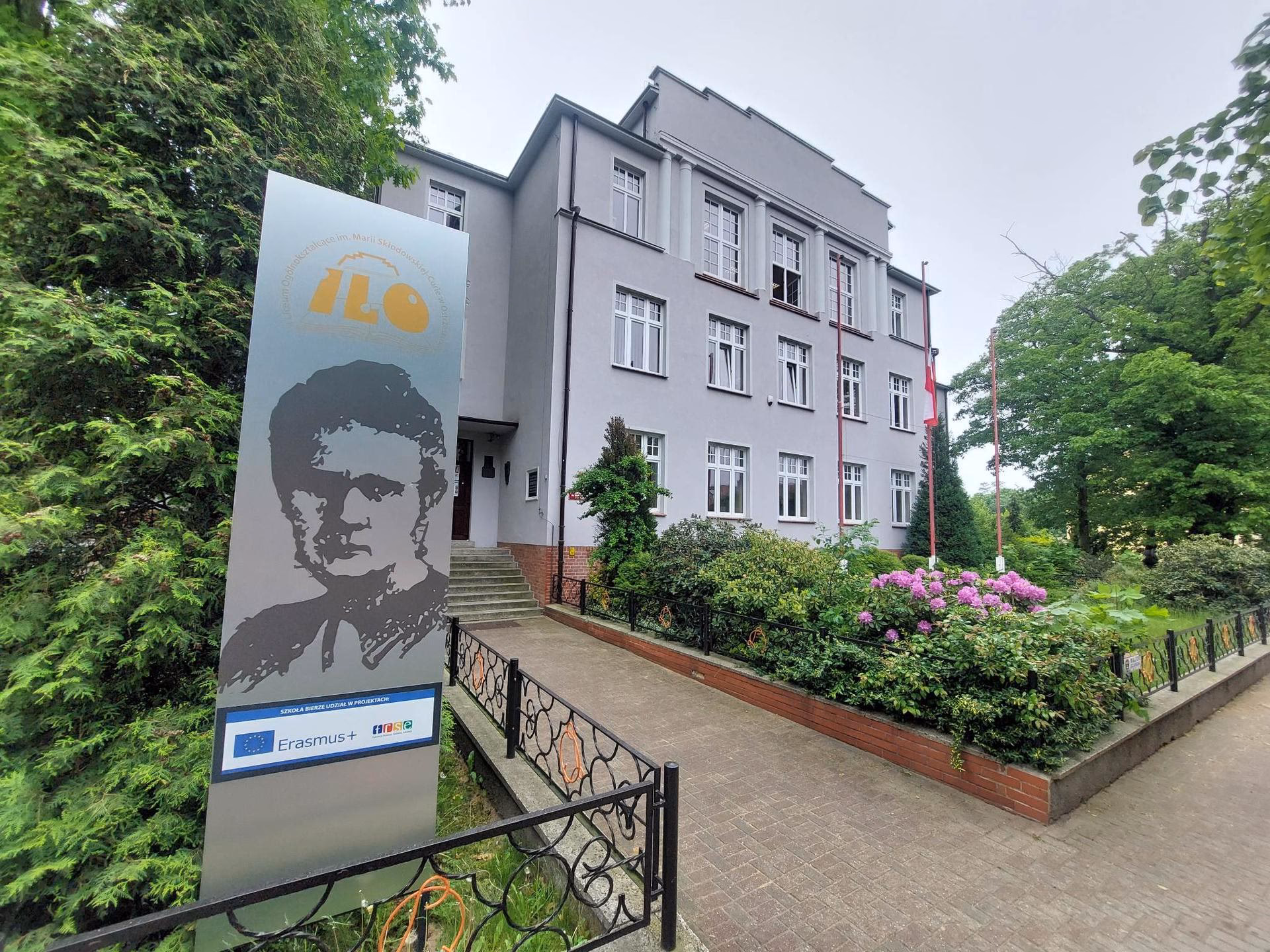 Skąd pochodzili rodzice Marii Skłodowskiej-Curie?