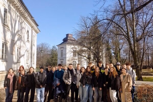 Dlaczego nazwa Łazienki Królewskie?