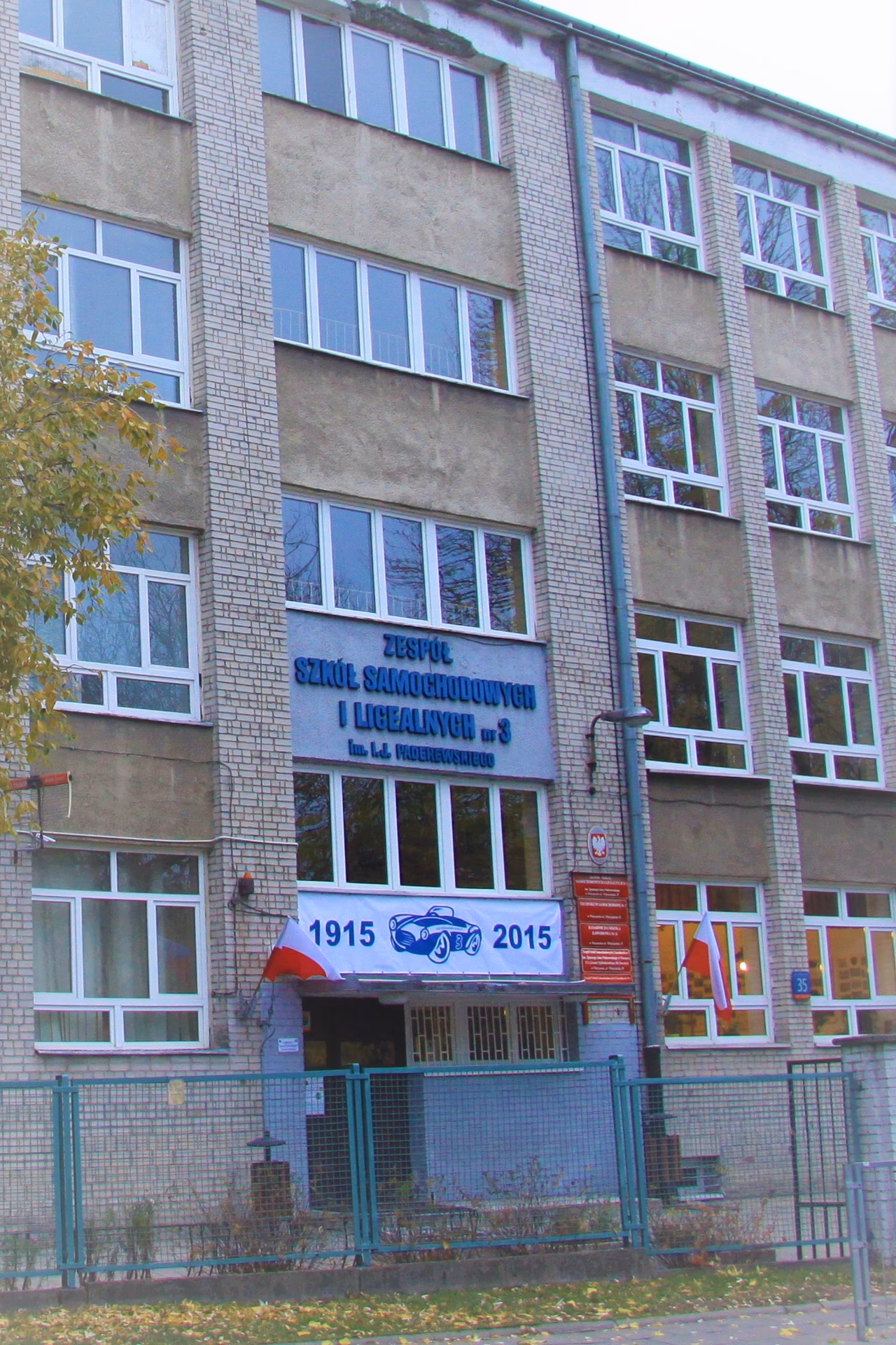 Jakie przedmioty w technikum samochodowym?