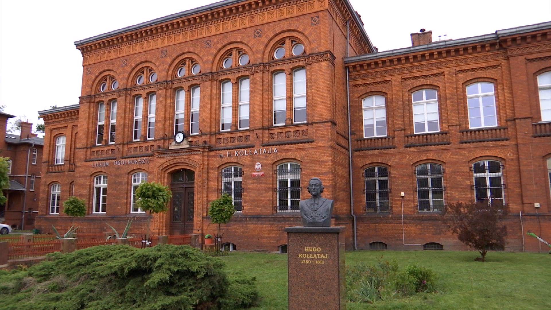 Ile punktów do liceum Kołłątaja?