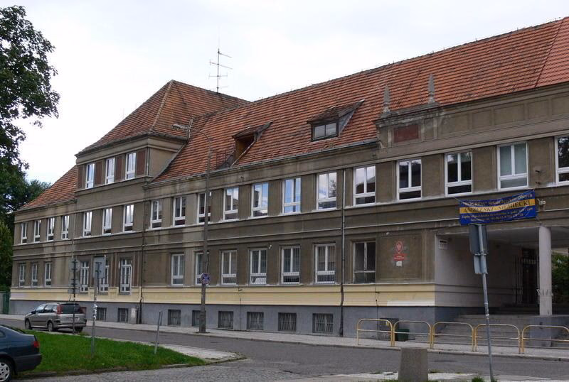 Ile punktów do LO 9 we Wrocławiu?