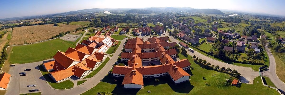 Ile punktów do liceum w Piekarach?