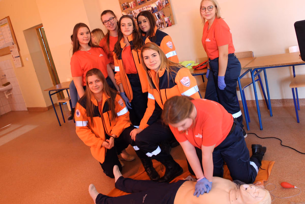 Ile trzeba mieć punktów, żeby dostać się na ratownictwo medyczne?