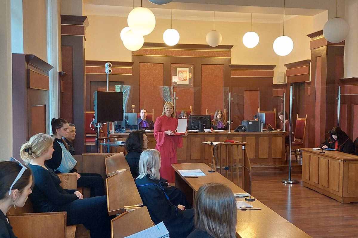 Jak wygląda rozprawa?