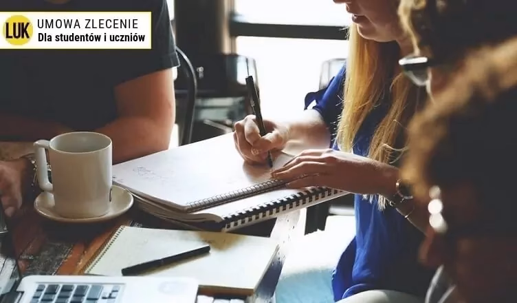 Co jest lepsze dla ucznia: umowa o pracę czy zlecenie?