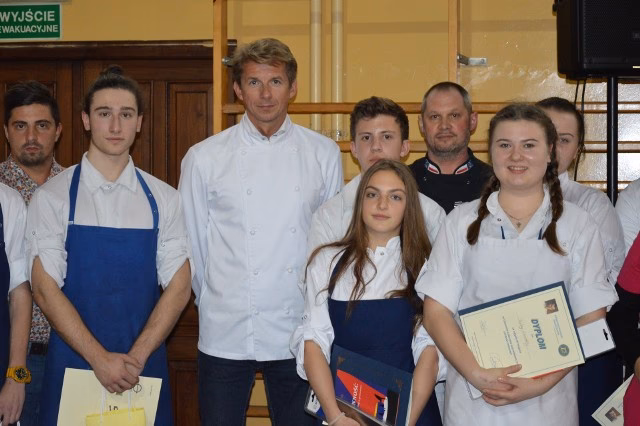 Ile jest liceum w Nowym Sączu?