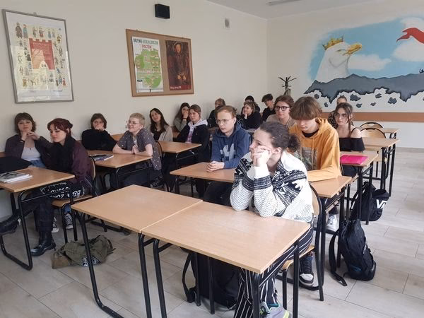 Ile punktów do XII LO Poznań?