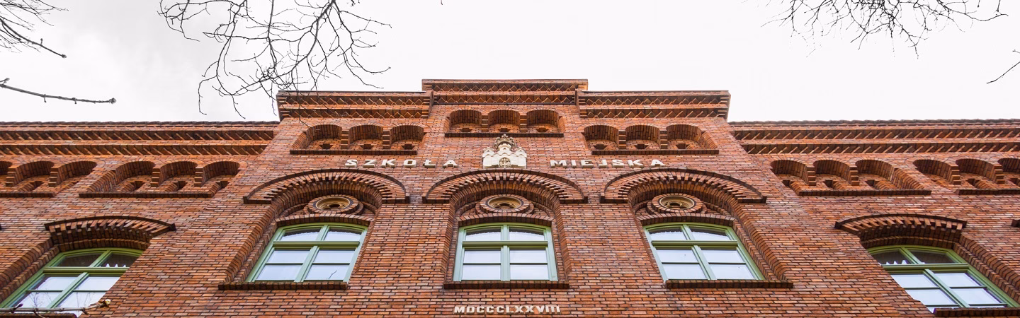 Jaki jest próg punktowy do XLIV LO w Krakowie?